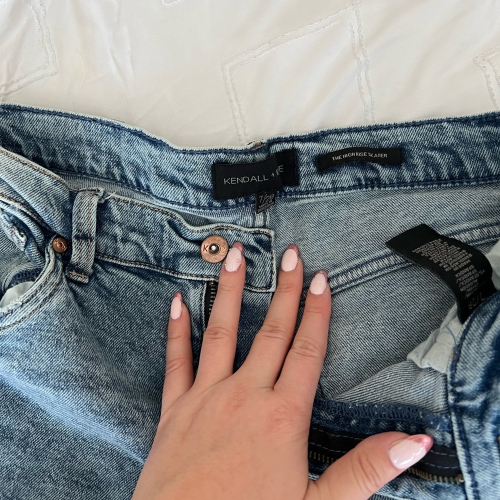 Kendall and Kylie skater jeans